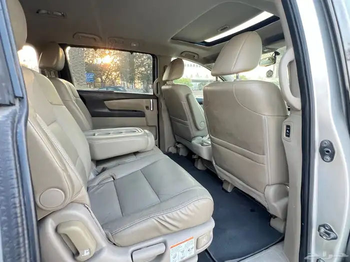 هوندا اوديسي فل كامل موديل 2014 50