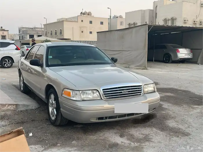 فورد كروان فكتوريا 2008 سعودي سمني 2