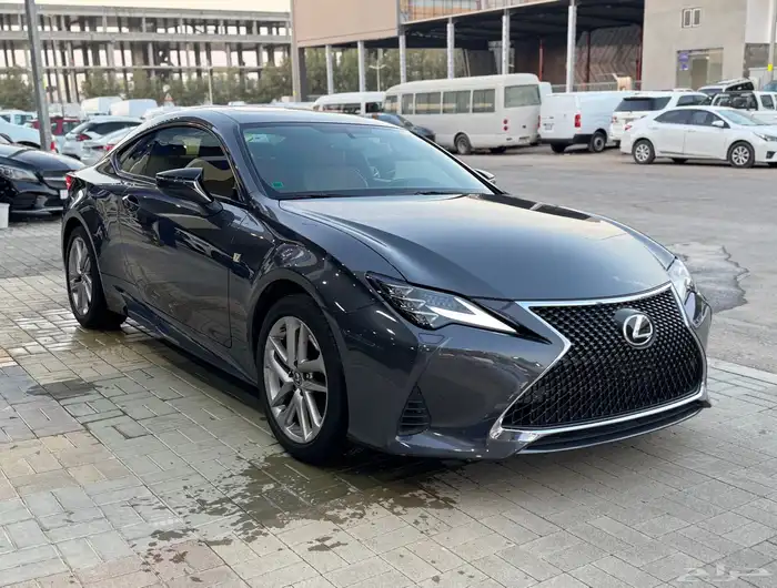 لكزس RC300 2022 بحالة الوكالة 1