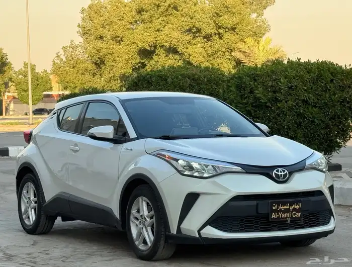 تويوتا 2022 C-HR 2