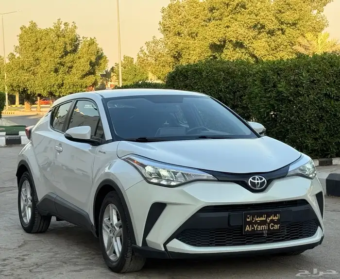 تويوتا 2022 C-HR 3