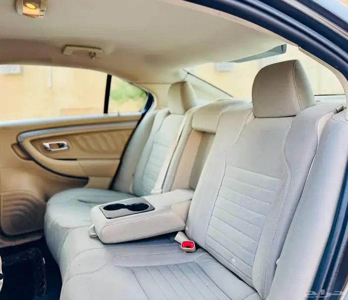 فورد تورس ((2019))بحاله ممتازه 9