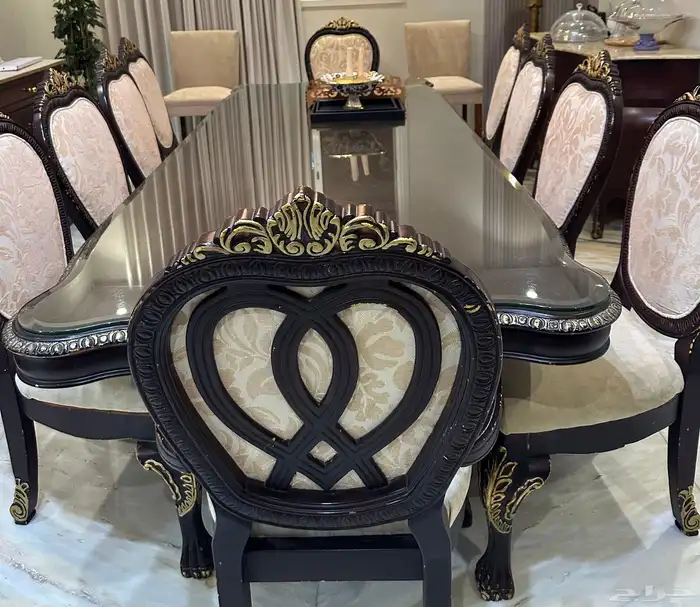 طاولة طعام 0