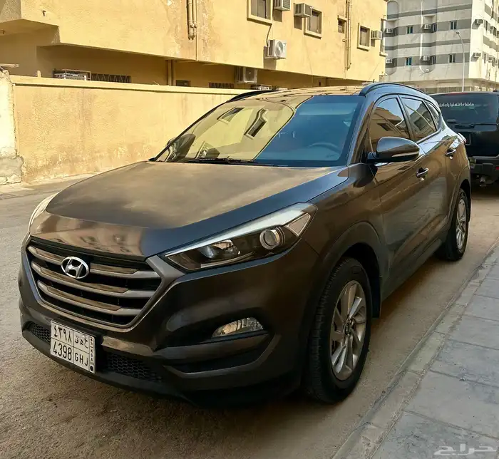 Hyundai Tucson 2016 (Less driven) 1