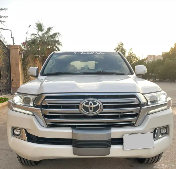 جيب لاند كروزر 2019 GXR سعودي 7