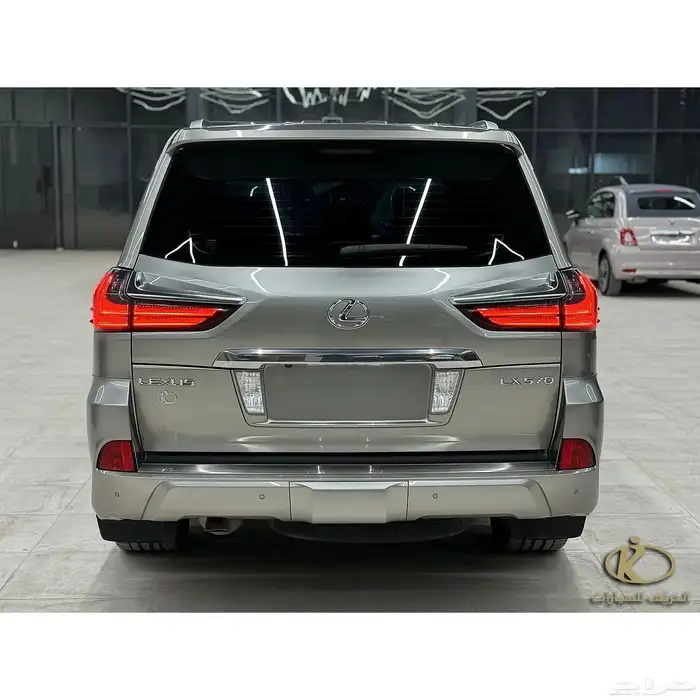 لكزس - LX570 2017 - عداد 168 الف 4