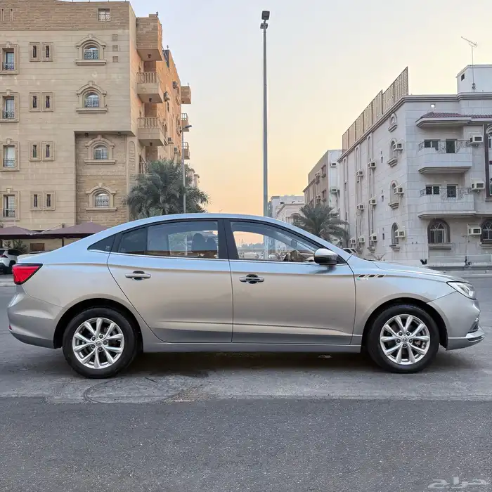 ام جي 5 MG كومفورت 2022 بحالة الوكالة نظيفة جدا 7