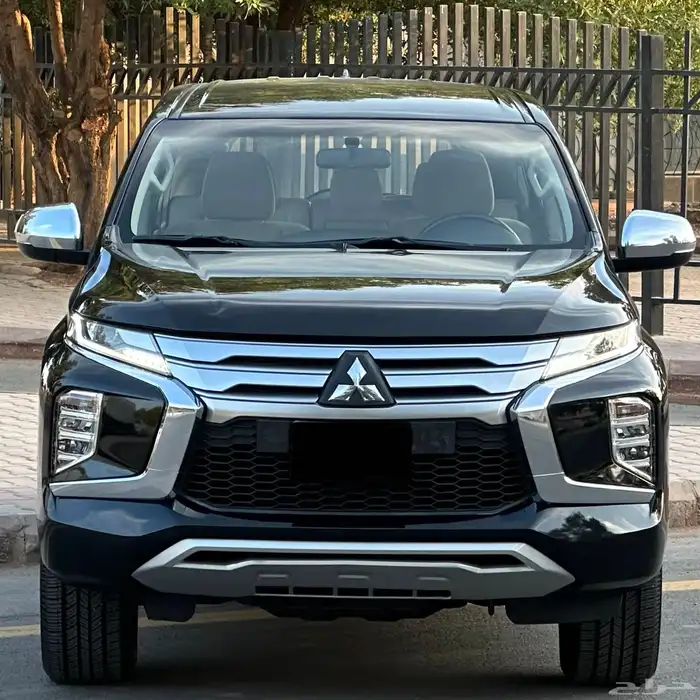 ميتسوبيشي مونتيرو سبورت 2022 استاندر دبل 0