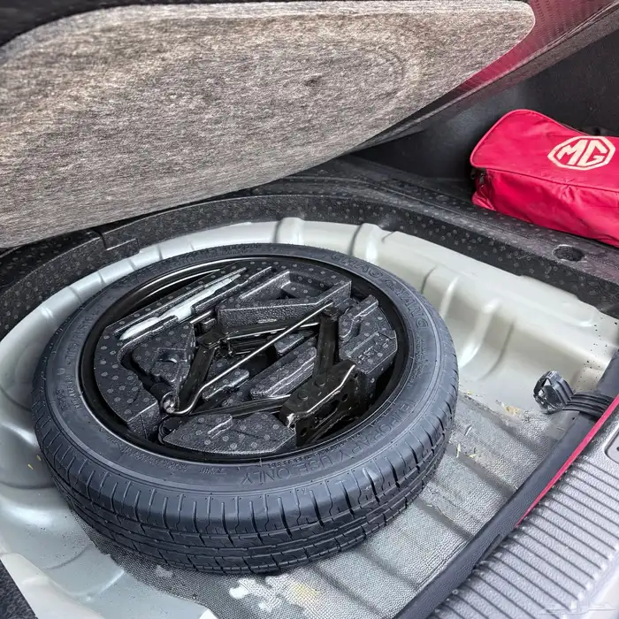 ام جي 5 MG كومفورت 2022 بحالة الوكالة نظيفة جدا 11