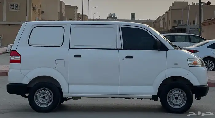 باص سوزوكي 2016 3