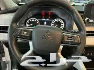 ميتسوبيشي اوتلاندر ستاندر ابيض 2025 5 راكب بأقل الاسعار 8