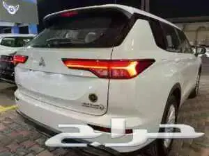 ميتسوبيشي اوتلاندر ستاندر ابيض 2025 5 راكب بأقل الاسعار 4