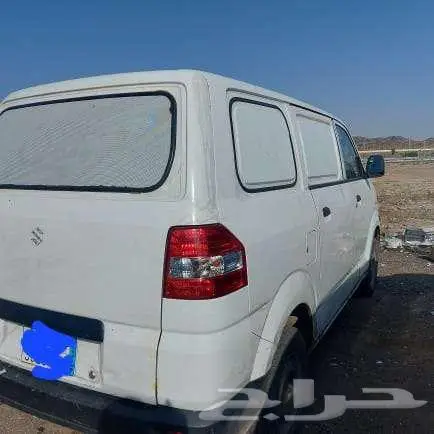 فان سوزوكي 2017 الايجار شهري و اسبوعي 1