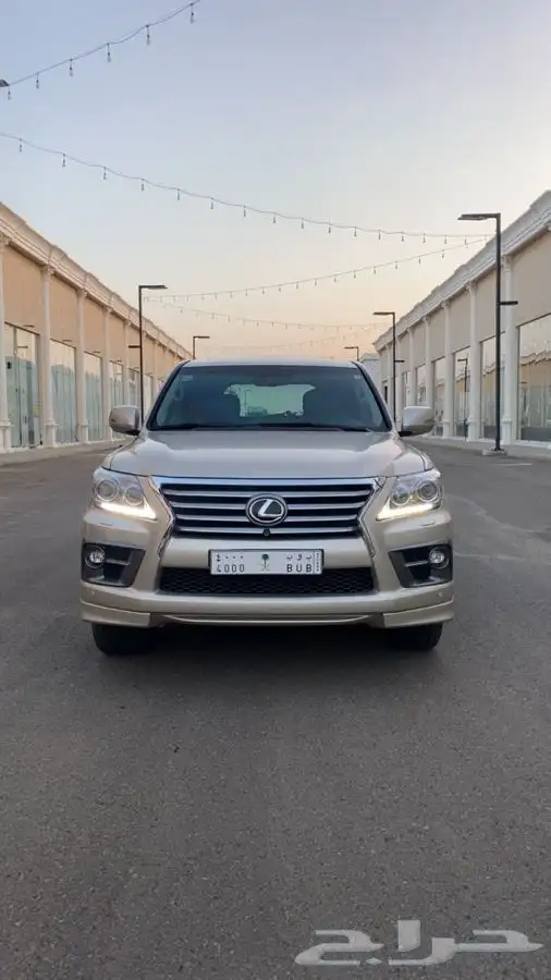 لكزس 2013 LX570.s 0