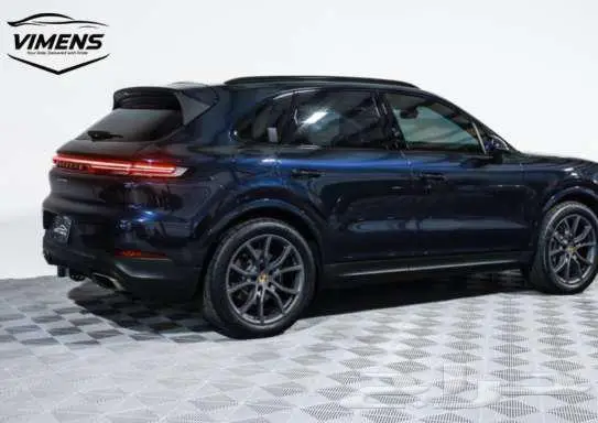 2024 Porsche Cayenne 2