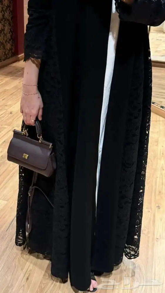 عباية كريب مع دانتيل   تنوية العباية جديدة سبب البيع المقاس 3