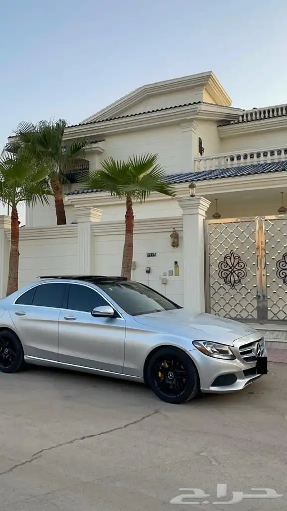 مرسيدس C300 2018 متاح تقسيط 1857 شهريا 5