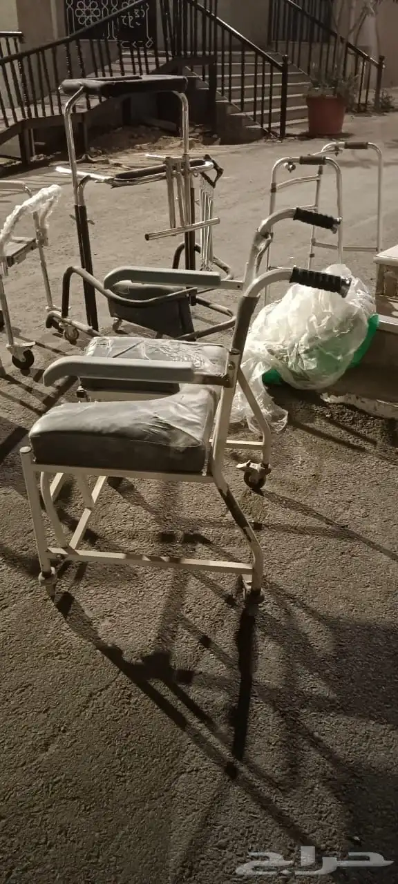 ادوات طبيه للبيع 0