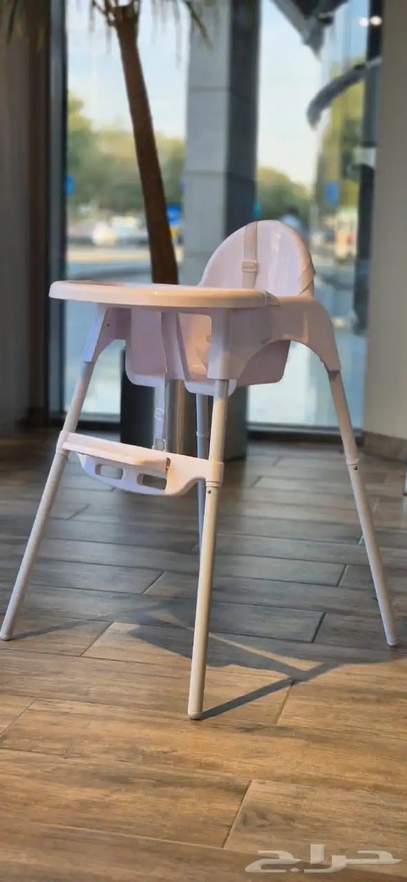 كرسي طعام وكرسي سيارة وعربة للأطفال 0
