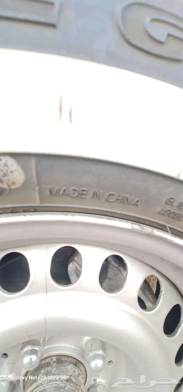 جنوط هايلكس مرسيدس هلل اصليه مع الكفرات 2