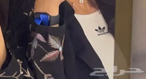 ابل واتش اصدار8مقاس 45 اللون اسود ايطار كحلي ويوجد اسود 2