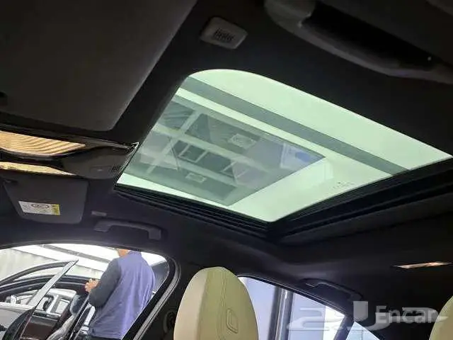 بى ام دبيو BMW 320 M موديل 2024 13