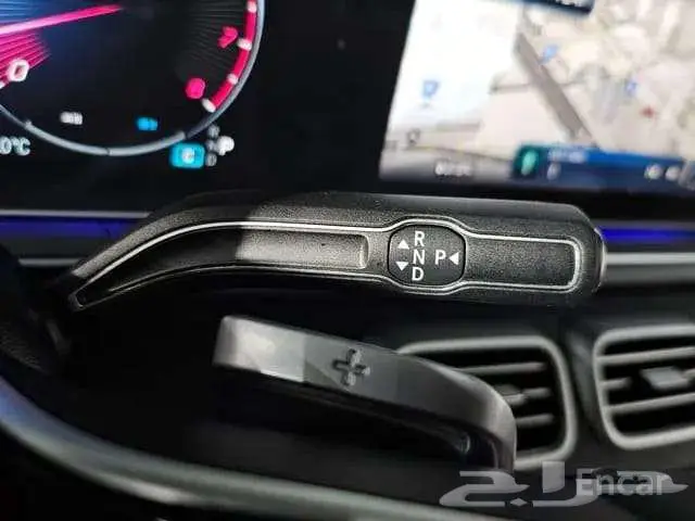 مرسيدس GLE350 موديل 2025 12