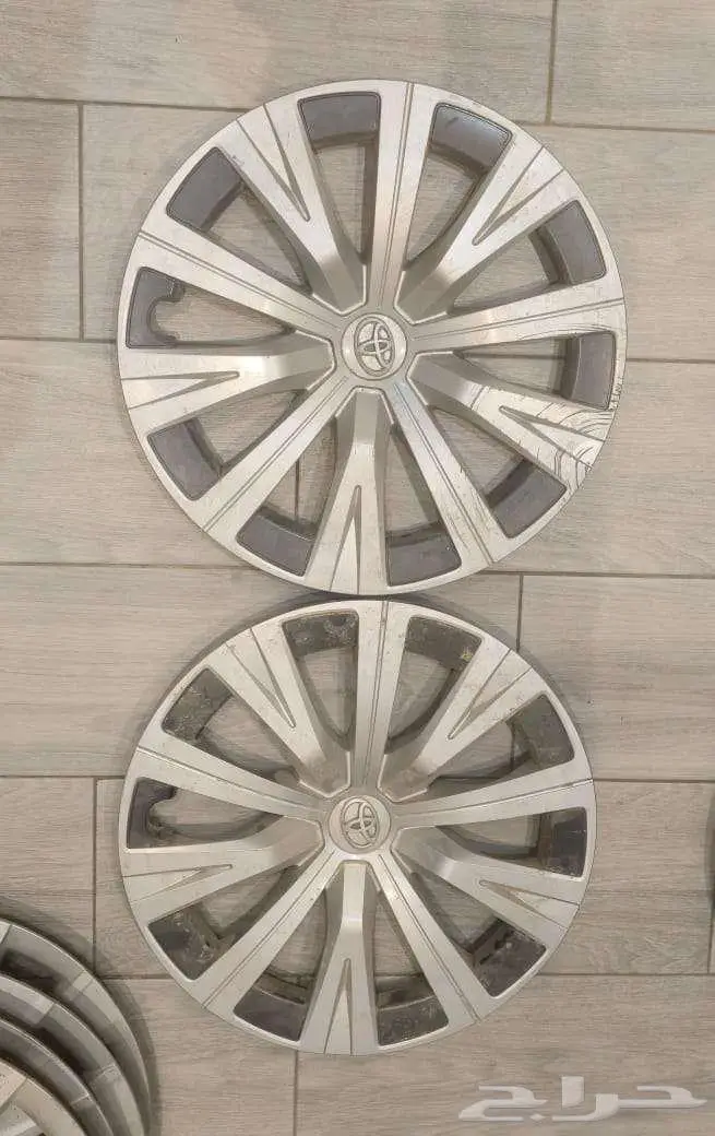 للبيع طاسات كامري 2018 الى 2024 1