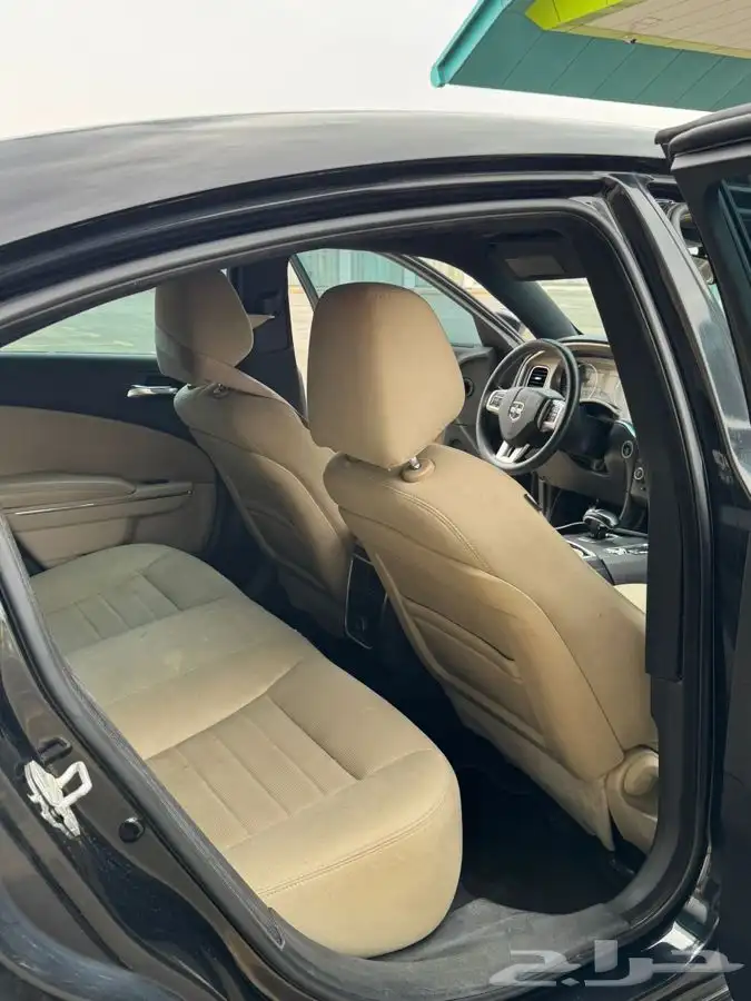 دودج تشارجر 2012 4