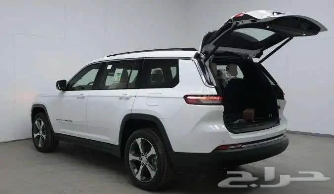 جيب جراند شروكي ليمتد 2023 باقل الاسعار 3