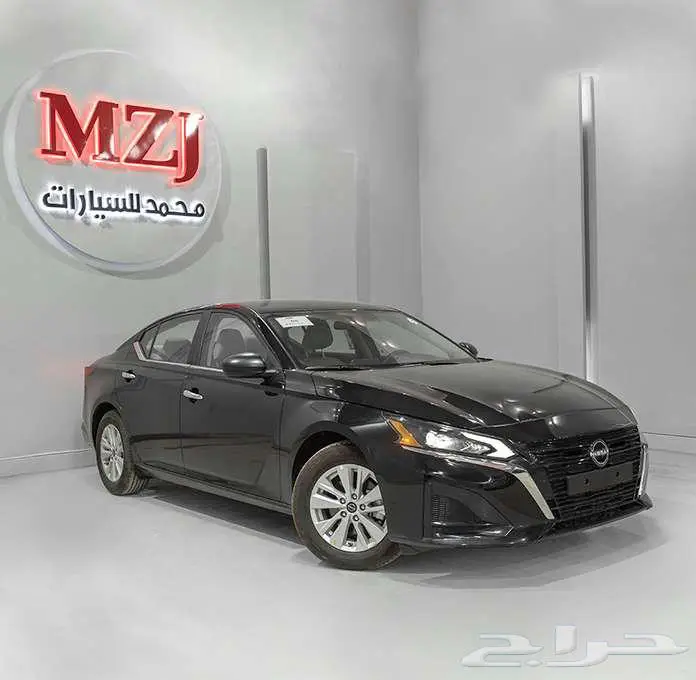 نيسان التيما 2025 - سعودي - اللون الاسود 0