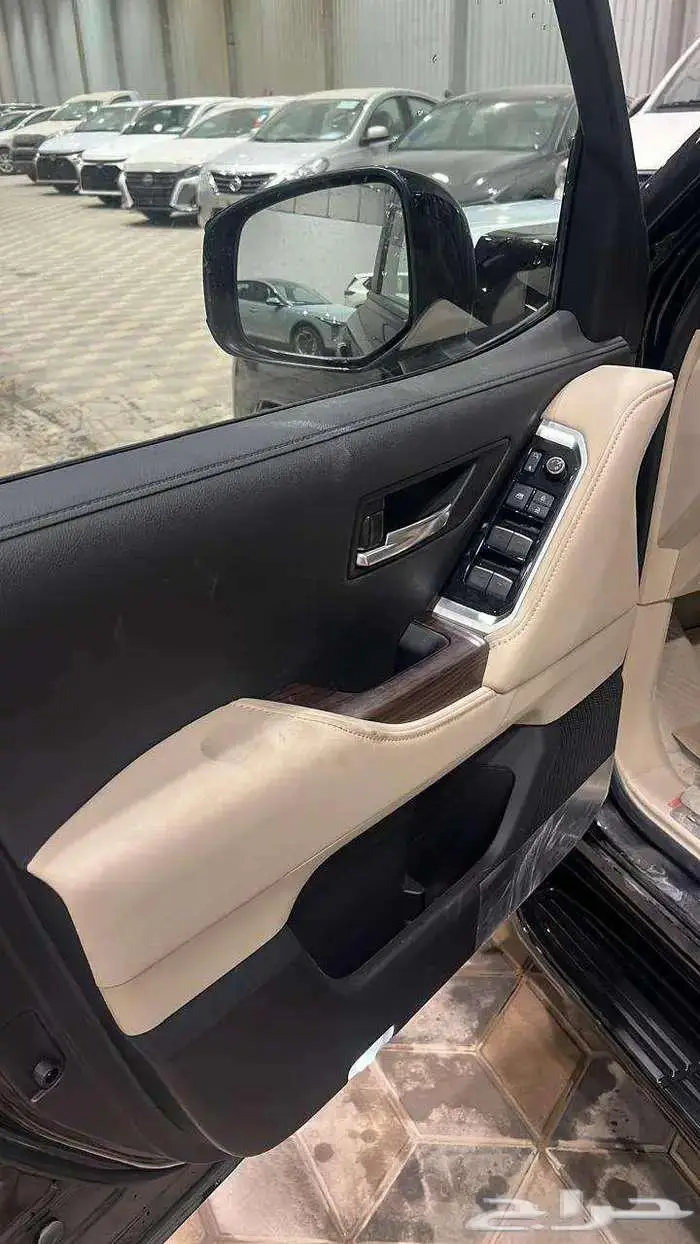 تويوتا لاند كروزر 2025 بريمى كاش واقساط اقل هامش ربح 7