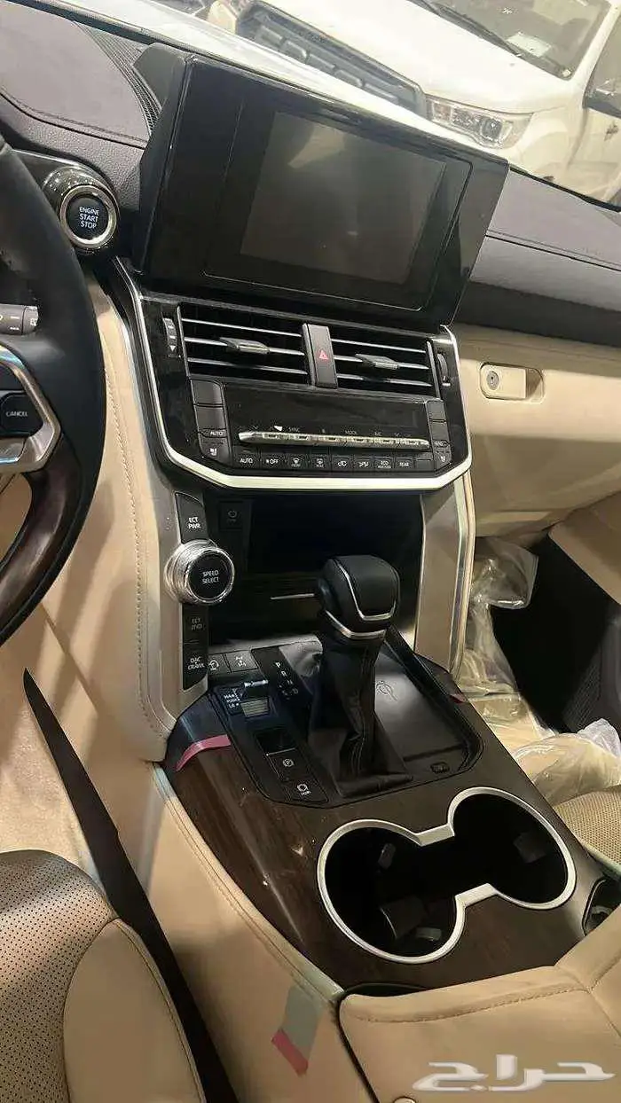 تويوتا لاند كروزر 2025 بريمى كاش واقساط اقل هامش ربح 3