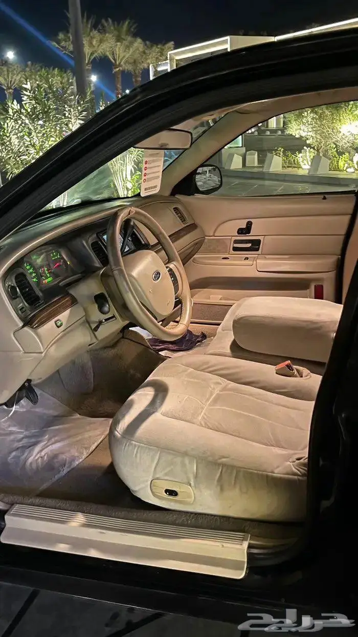 فورد فكتوريا 0