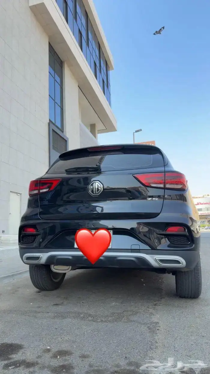 للبيع جيب MG ZS نظييف جدآ ممشى قليل ع الضمان2023 7