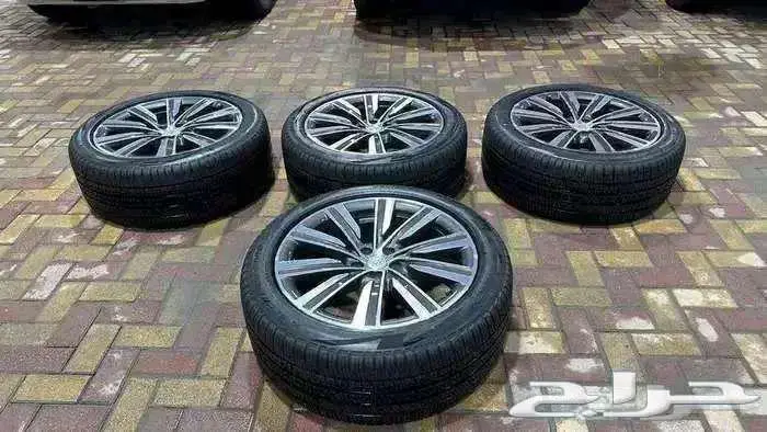 جنوط رنج روفر 2022 جديد مقاس 285 45R22. 3