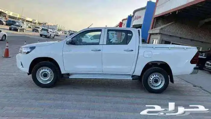 هايلوكس غمارتين 2025 بنزين دبل قير أتوماتيك 2