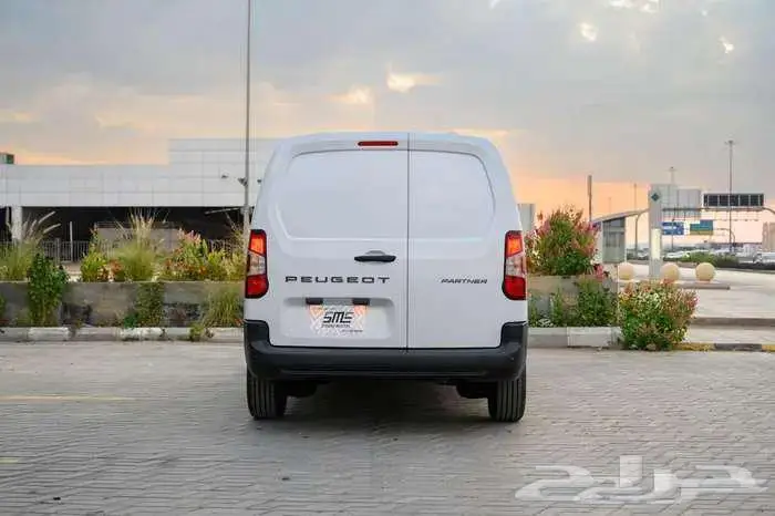 بيجو بارتنر بضاعه طويل موديل2025 6