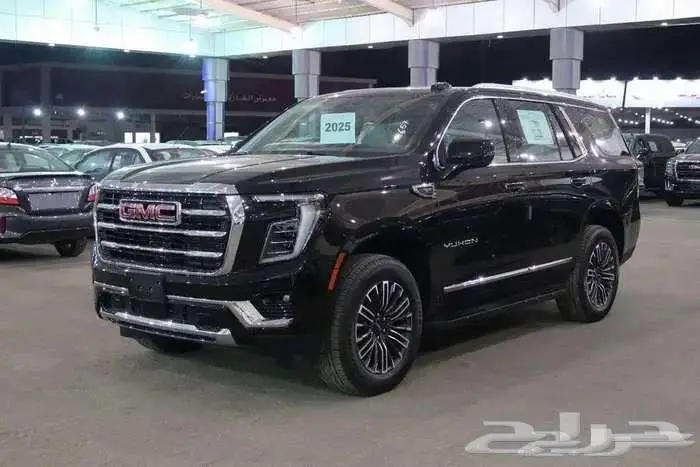 جيمس يوكن الفيشن موديل 2025 0