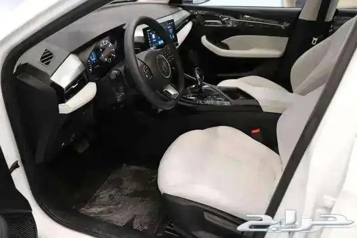 ام جى 5 الشكل الجديد 2025 7