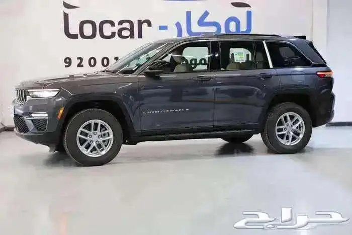 جيب جراند شيروكي لاريدو 2025 1