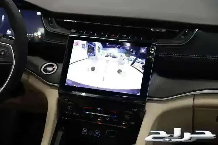 جيب جراند شيروكي لاريدو 2025 7