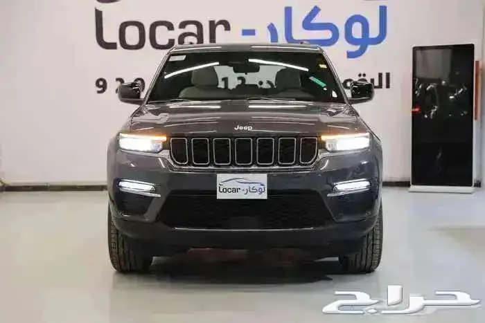 جيب جراند شيروكي لاريدو 2025 0