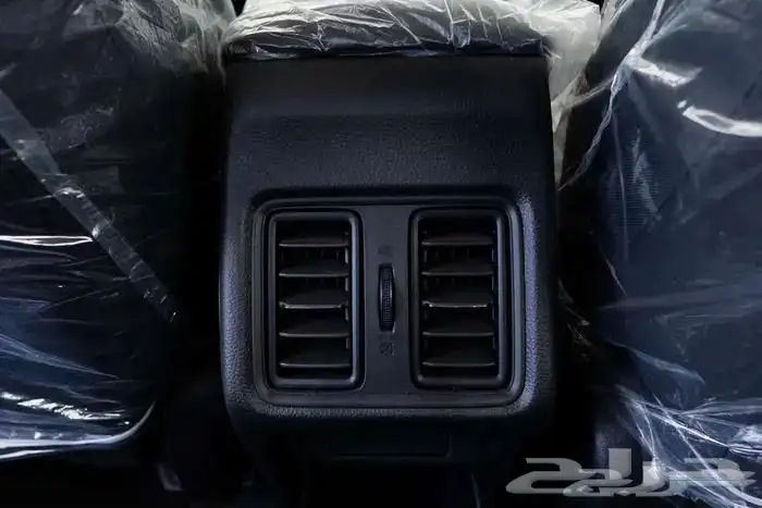 هوندا HRV نص فل LX بنزين سعودي 2025 16