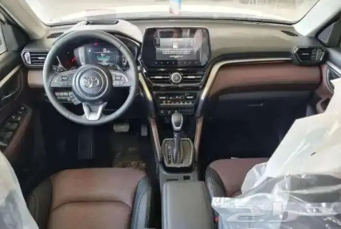 تويوتا اوربان كروزر فل كامل 2026 4