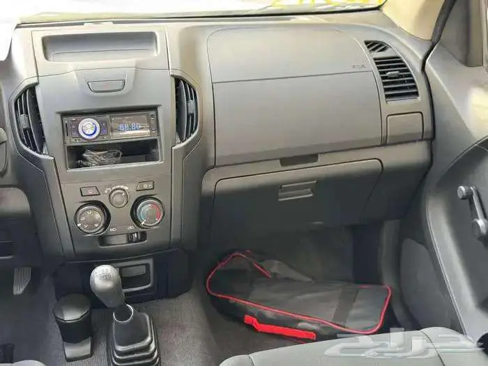 ايسوزو ديماكس غمارتين بدون دبل زجاج كهرباء _ زجاج عادي 2026 14