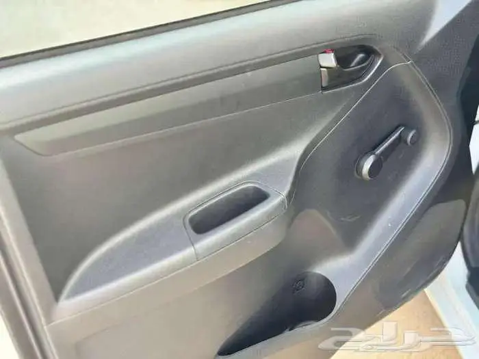 ايسوزو ديماكس غمارتين بدون دبل زجاج كهرباء _ زجاج عادي 2026 20