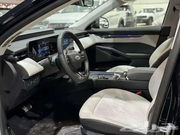 فورد تورس امبيانتي تيتانيوم 2026 (عرض خاص للكاش والتمويل ) 4