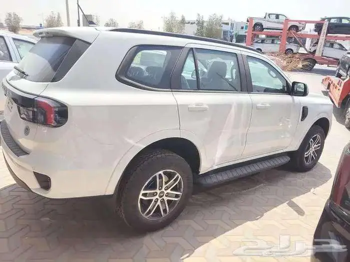 فورد ايفرست ستاندر دبل 2025 XLS 5