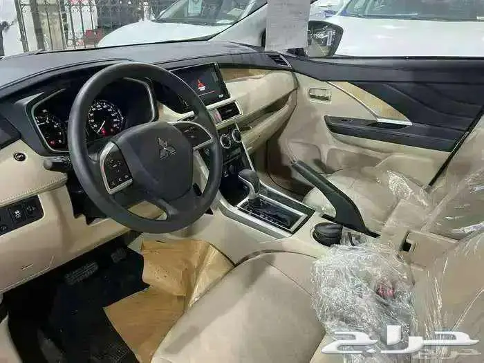متسوبيشي اكسباندر 2025 بريميوم كاش و اقساط 7